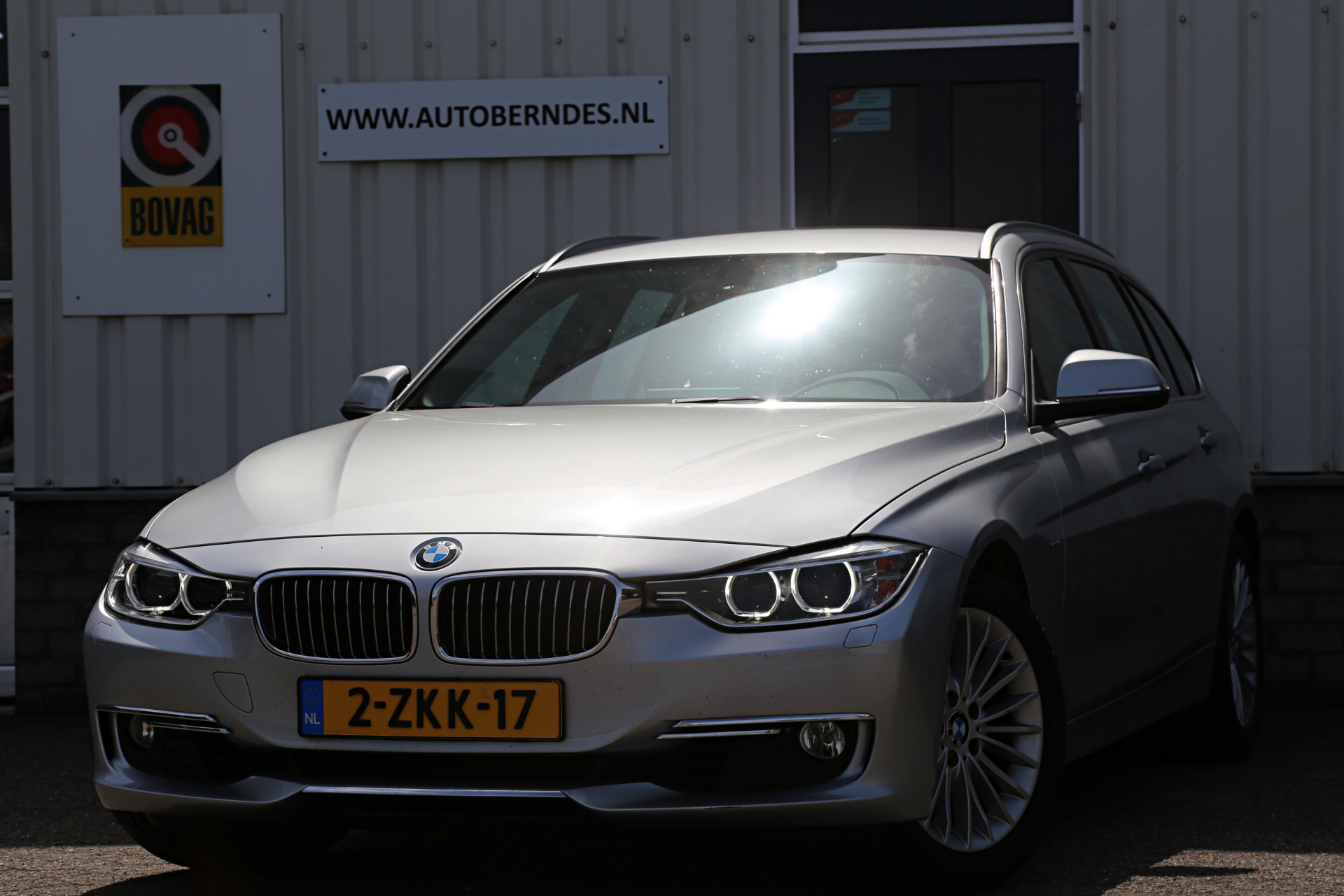 53899948-0.jpg